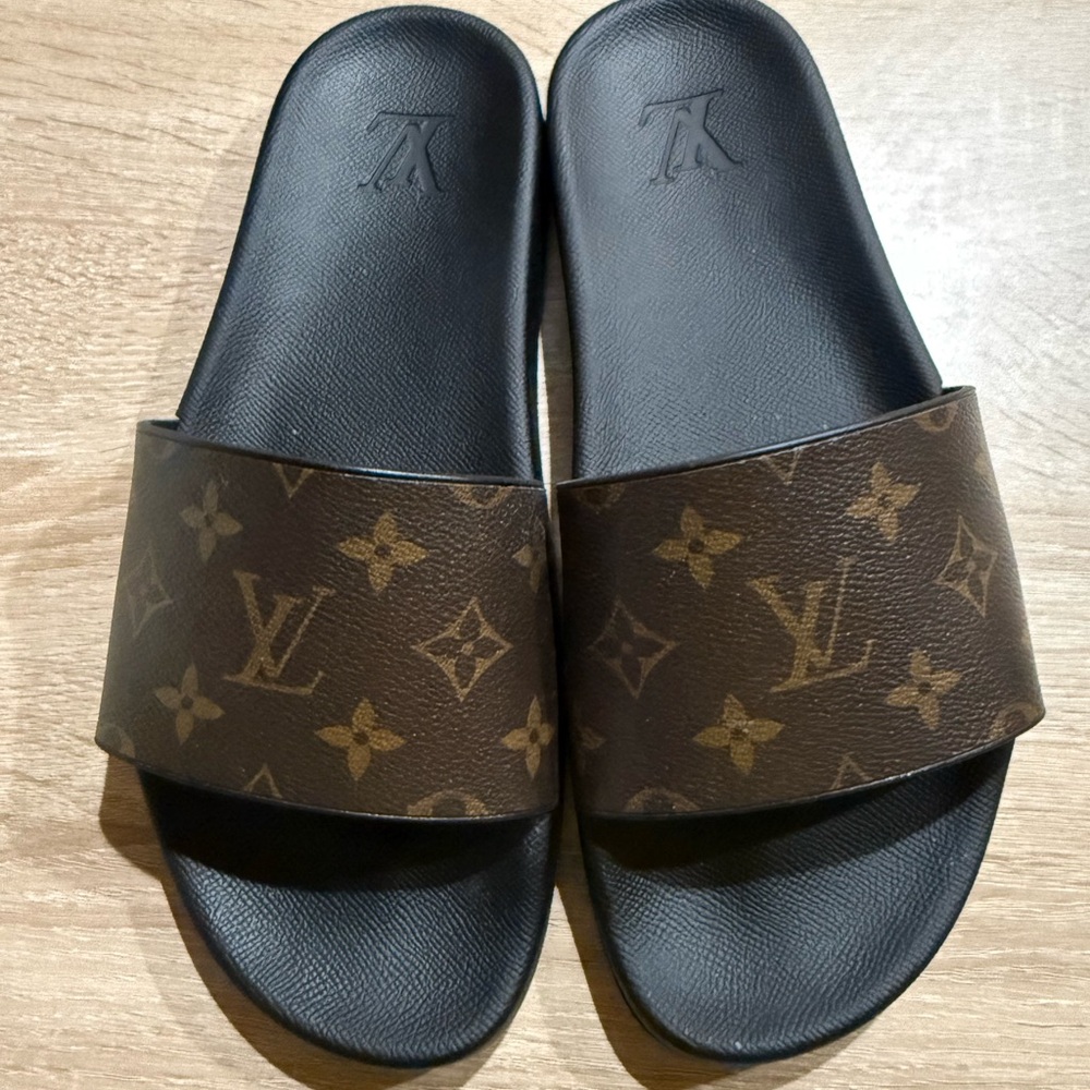 Louis Vuitton Brown and Black Monogram Sandals